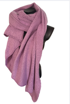 Écharpes unies à bout en pointe