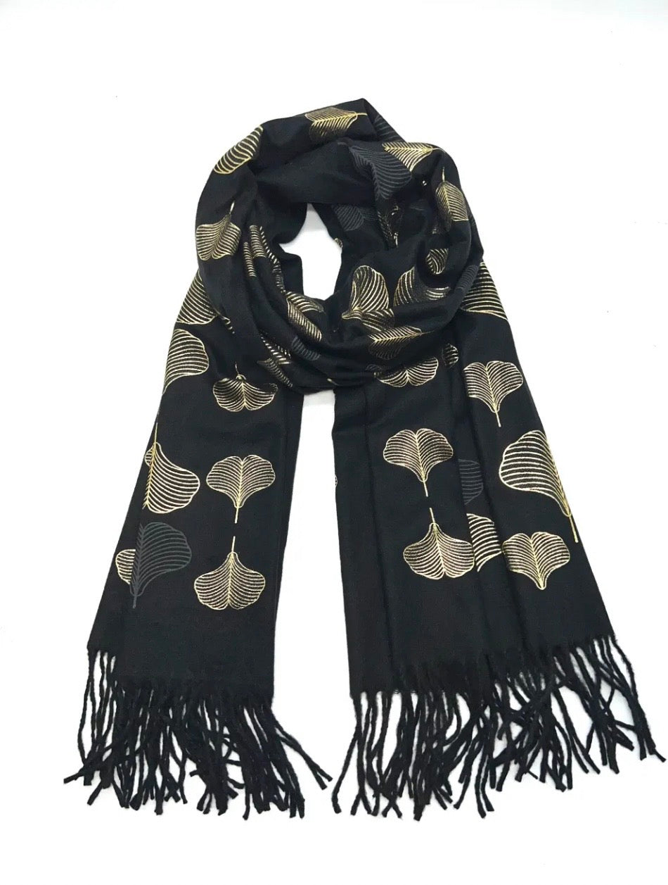 Echarpe à motif "Fleur de coeur"