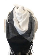 Echarpe carrée à motif à carreaux