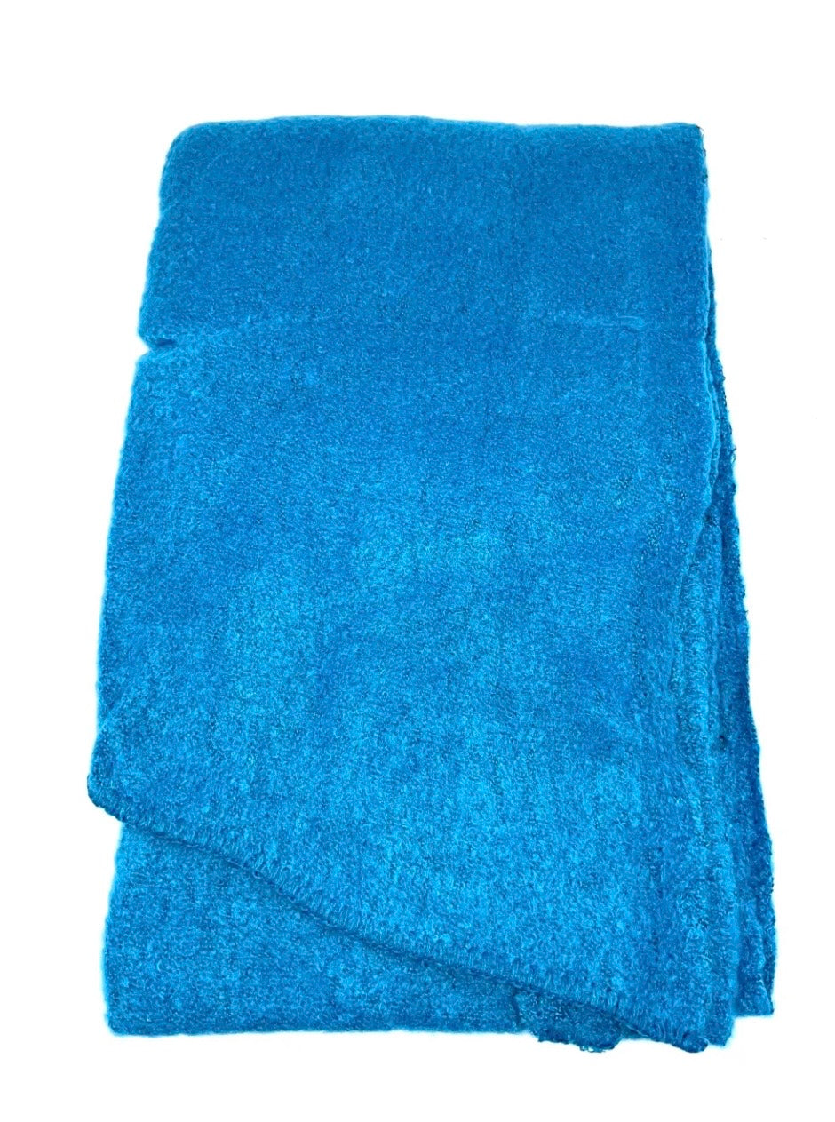 Écharpes unies à bout en pointe