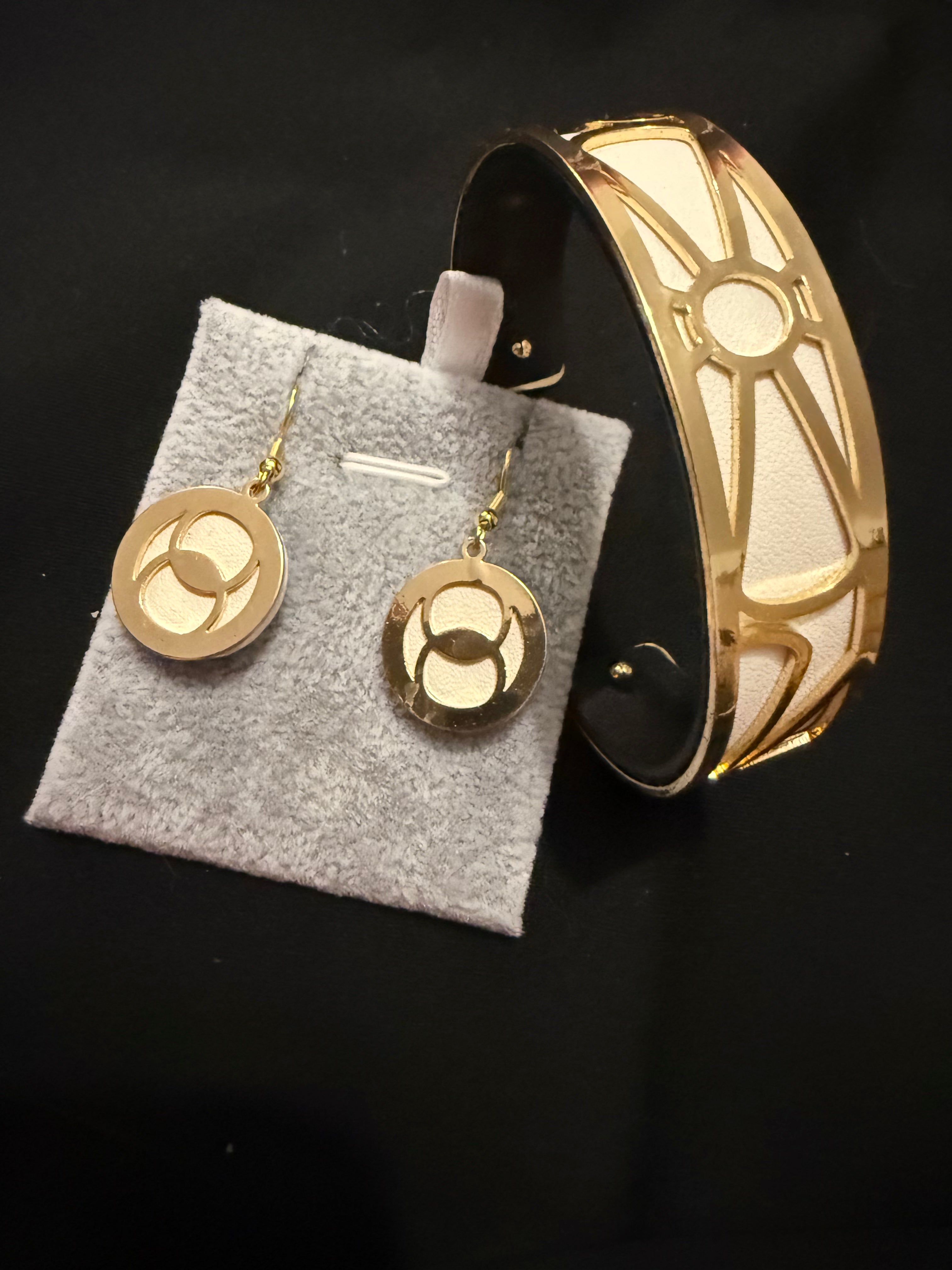 ensemble bracelet et boucle d'oreille