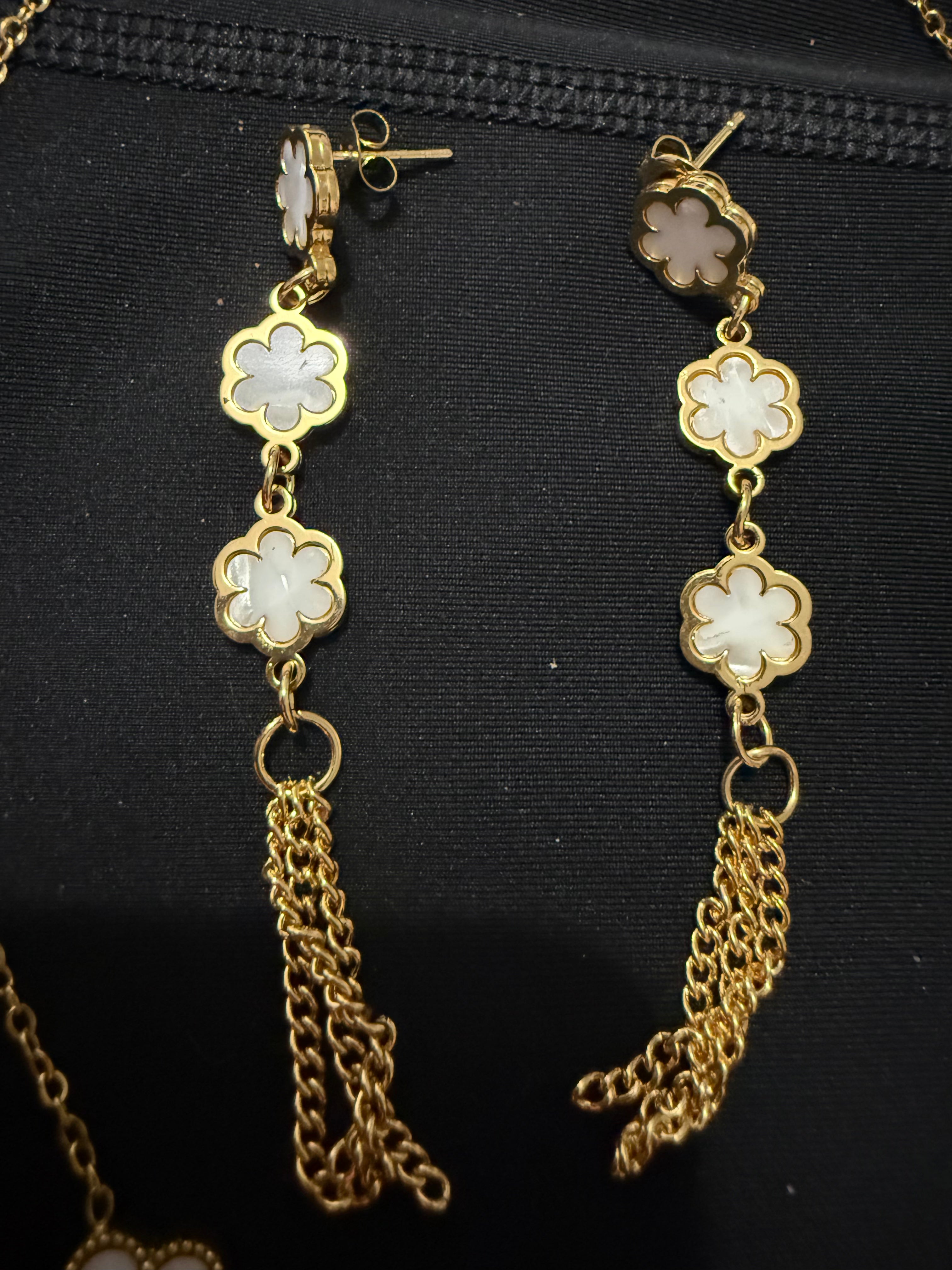 ensemble collier boucle d'oreille