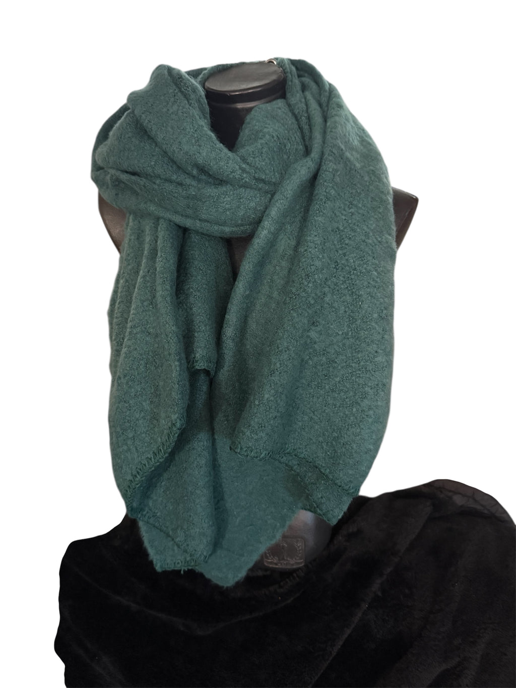 Écharpes unies à bout en pointe