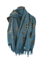 Écharpe à trèfles