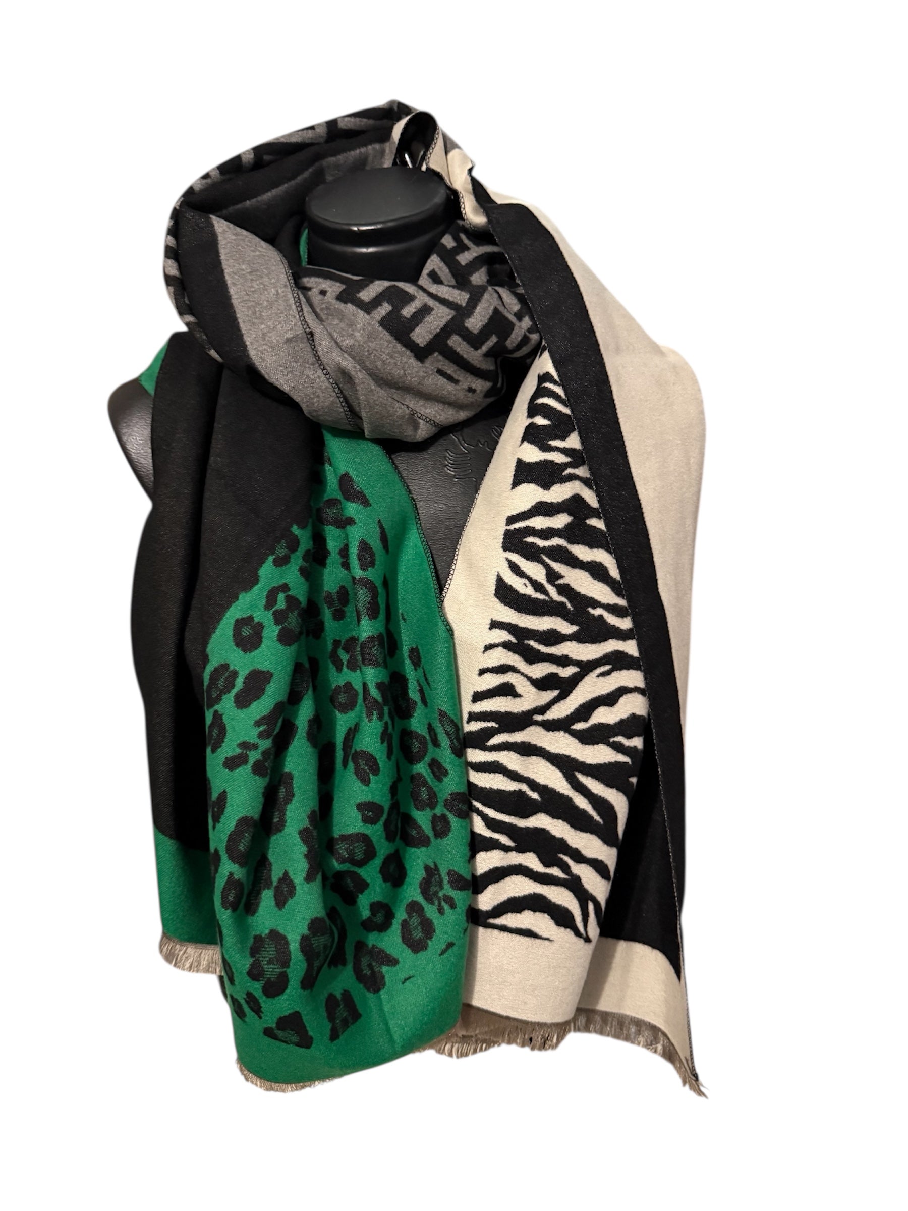 Echarpes réversibles à 3 motifs