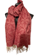 Echarpe motif feuilles