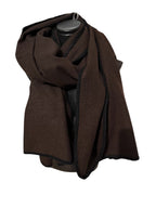 Echarpes unies avec bordures apparentes