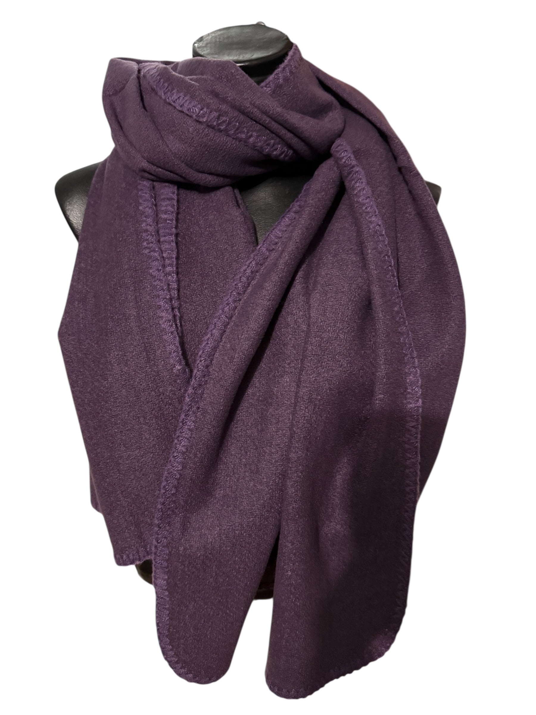 Echarpes unies avec bordures apparentes