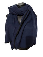 Echarpes unies avec bordures apparentes