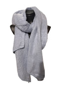 Écharpes unies à bout en pointe